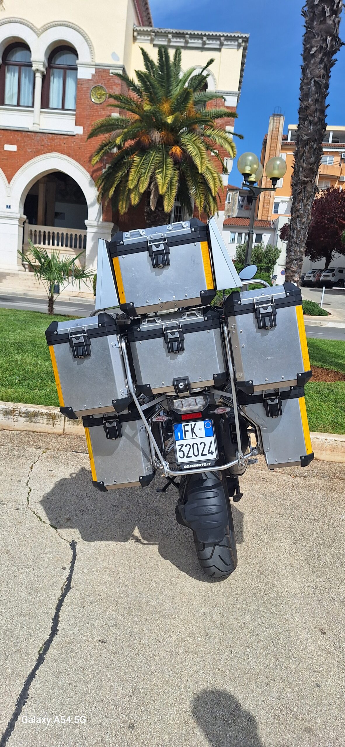 KORZIKA-SZARDÍNIA MOTOROS TÚRA 2026